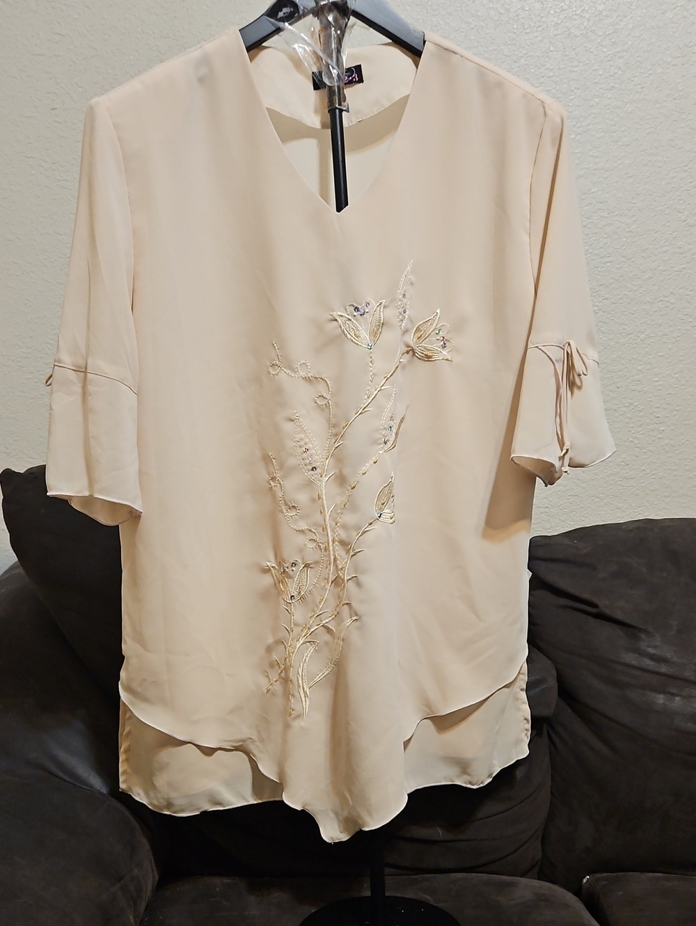 Embroidered V-Neck Tunic in Soft Cream